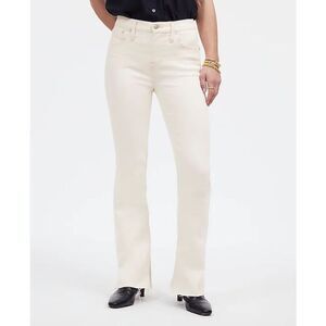 $138 Madewell Petite Kick out jeans size P29
